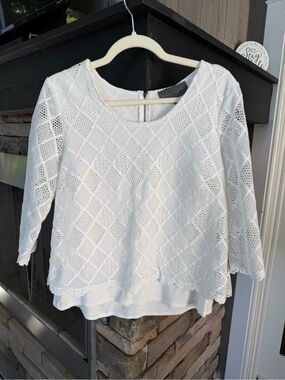 Anthropologie Sunday in Brooklyn White Lace Overlay Top Blouse S